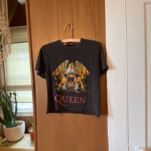 Queen band tee